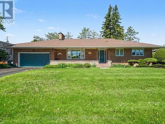 2009 Killarney Drive, Ottawa, ON, K2A 1P9 house for sale | Listing ID X13212 | Royal LePage
