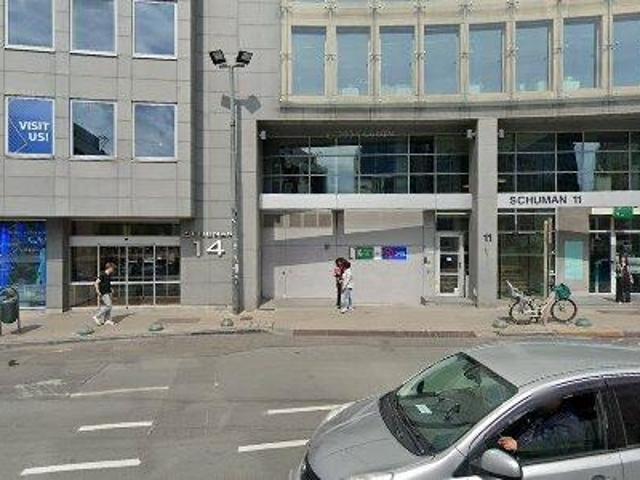 750 m2 office space for rent in Brussels Etterbeek