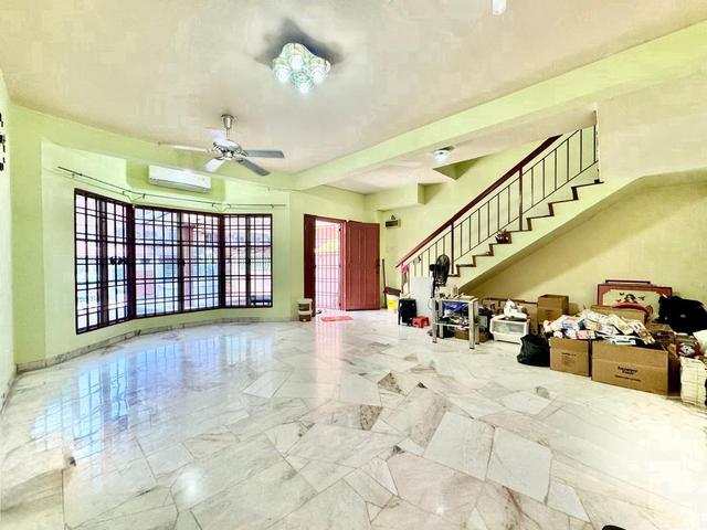 2000 Monthly 2 Storey 4Room 3Bath 20x65 Gated Sunway Semenyih