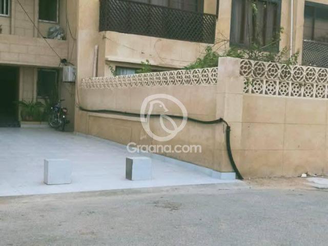 2000 Ft² Flat for Sale