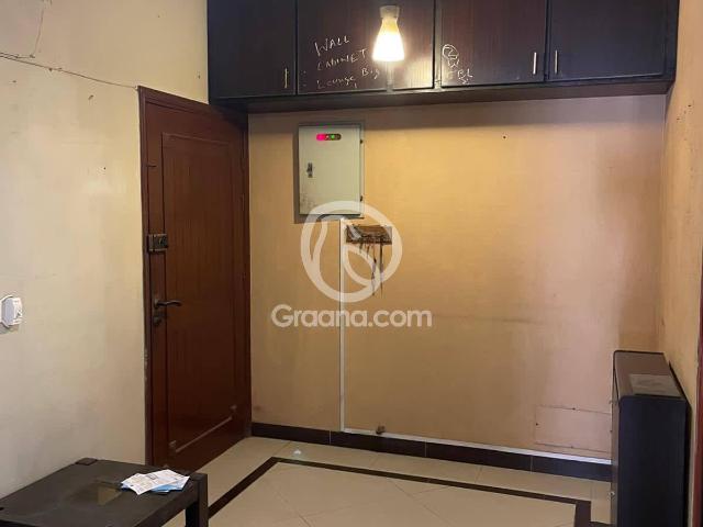 2000 Ft² Flat for Sale