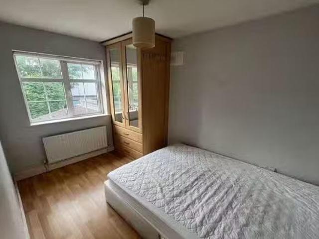 2000 House 3 bedrooms in Glasnevin