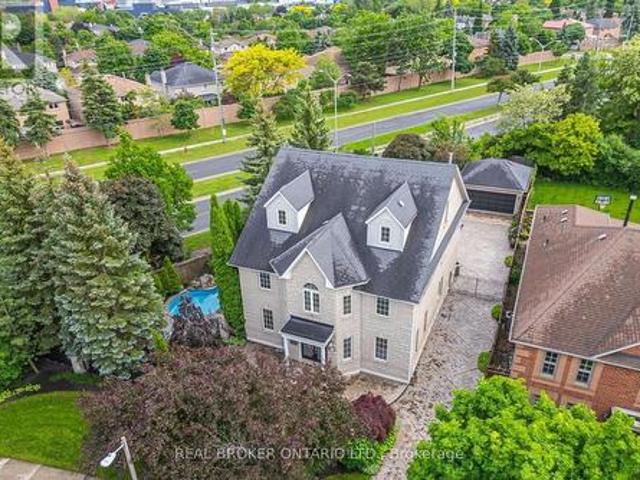 2000 Peak Place, Oakville, ON, L6H 5T2 house for sale | Listing ID W13072 | Royal LePage