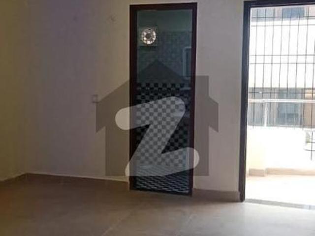 2000 Sqft Apartment Available For Rent DHA Phase 1