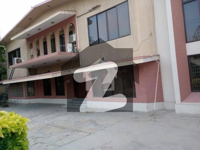 2000 Square Yards House For Rent Is Available In Clifton Block 5