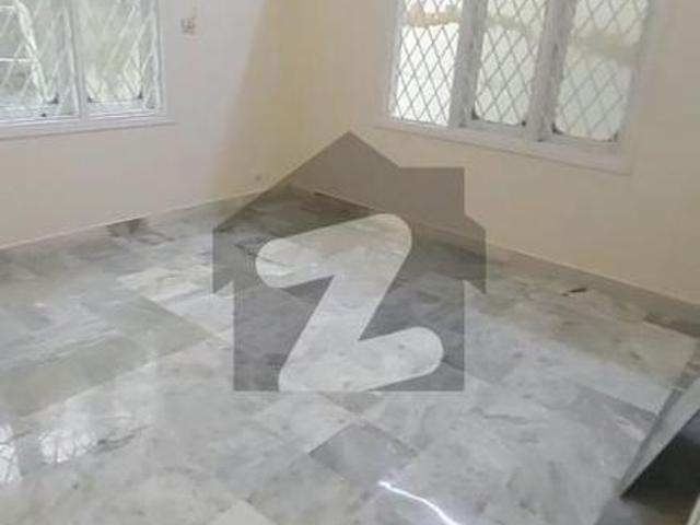 2000 Square Feet Flat For rent In Bath Island