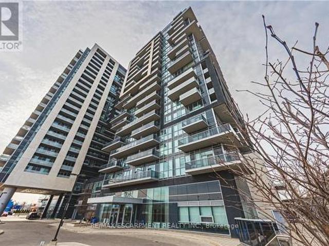 2001 2093 Fairview Street, Burlington, ON, L7R 0E6 condo for sale | Listing ID W12020 | Royal LePage