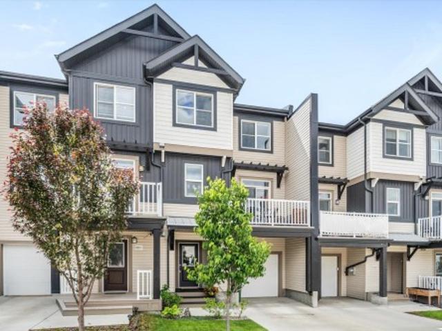 2003 Avenue, Edmonton, AB, T6M 0X7 house for sale | Listing ID E4494 | Royal LePage