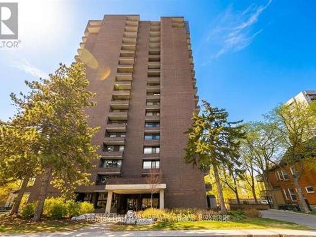 2003 71 Somerset Street W, Ottawa, ON, K2P 2G2 condo for sale | Listing ID X13624 | Royal LePage
