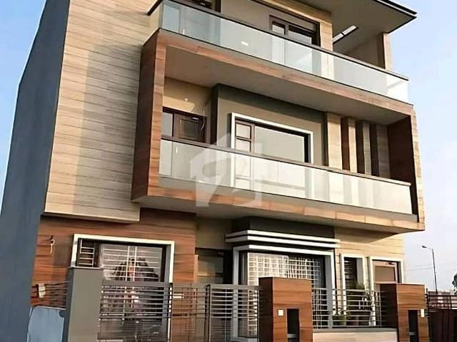 200yard Bungalow For Sale