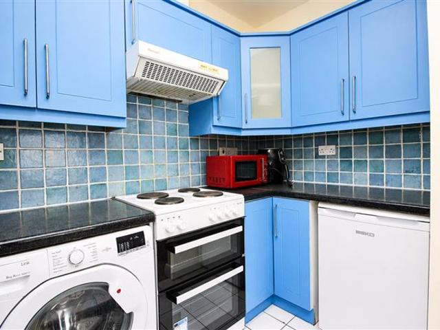 200,000 | Apartment 47 Harbour Court, Friar's Mill Rd. Mullingar, Westmeath Property Partners McDonnell 5006 MyHome. Ie Residential
