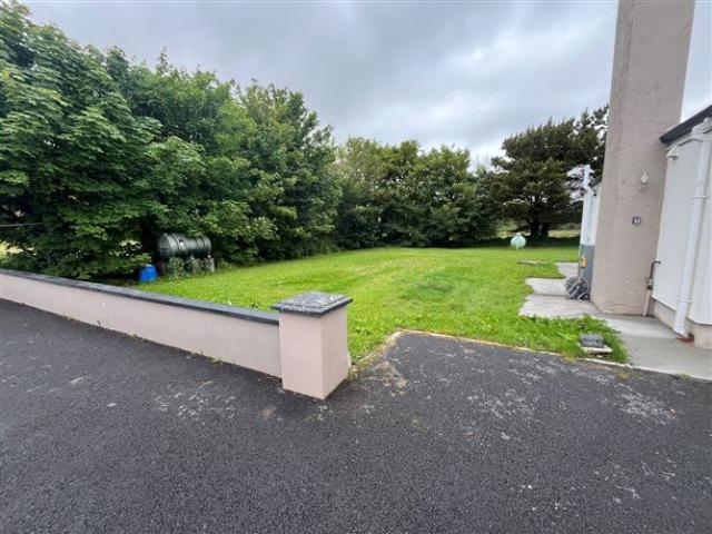 200,000 | Kilmacurkin, Easkey, Co. Sligo Sherry FitzGerald Feeney West 4912 MyHome. Ie Residential