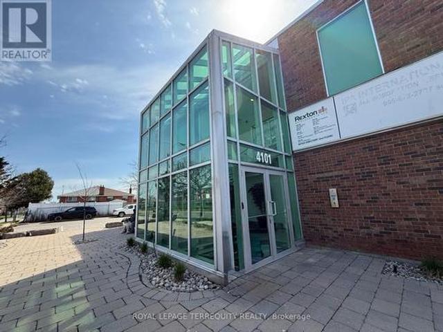 200 4 Steeles Avenue W, Toronto, ON, M3N 1V7 commercial for lease | Listing ID W13175 | Royal LePage