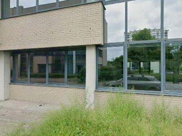 200 901 m2 office space for rent in Antwerp Berchem