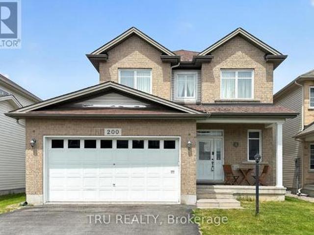 200 Celtic Ridge Crescent, Ottawa, ON, K2W 0C1 house for lease | Listing ID X13414 | Royal LePage