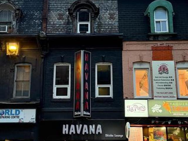 200 And 300 542 Yonge Street, Toronto, ON, M4Y 1Y8 commercial for lease | Listing ID C12710 | Royal LePage