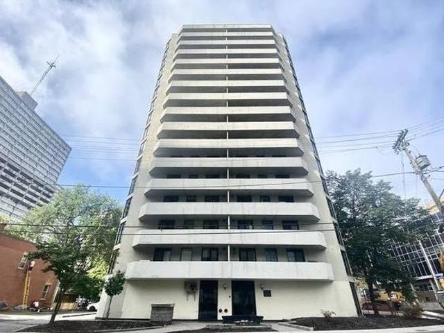 200 Bay St Unit 1704 Unit 1704 Ottawa ON K1R 7W8 2 Bedroom Apartment for 1795 month