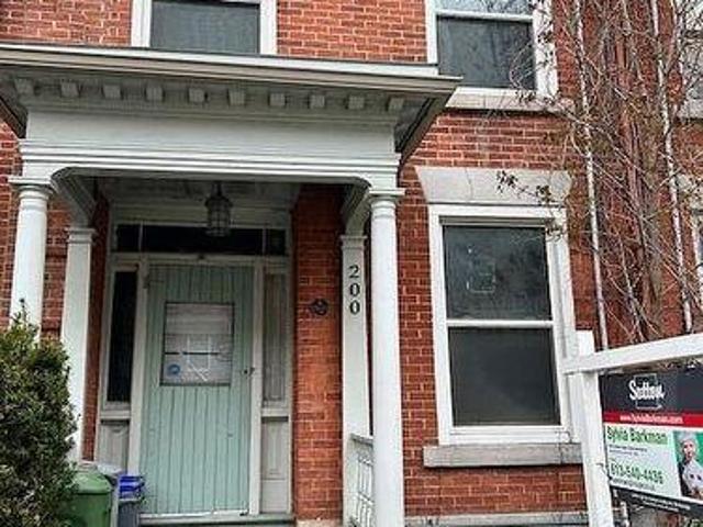 200 Bagot Street, Kingston Central City East, ON, K7L 3G1 house for sale | Listing ID X13430 | Royal LePage