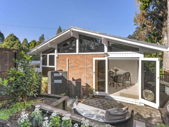 200 Godley Road, Titirangi, Waitakere City