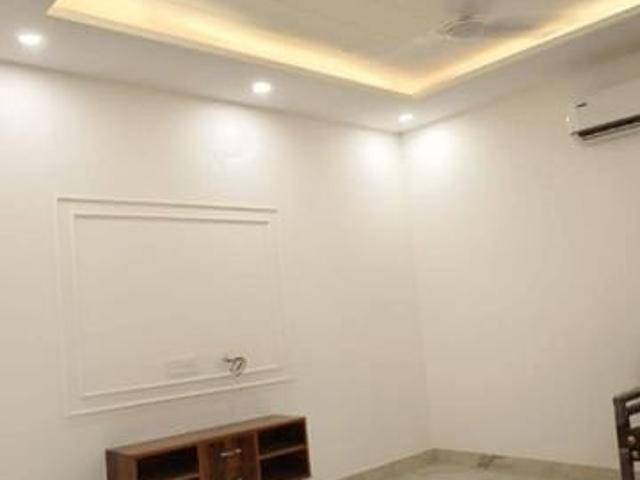 200 Gaj Builder Floor Lift N Parking Many More Options My Whatsapp No 96540 965 Bedroom 1800 Sq. Ft. Builder Floor in Shalimar Bagh Delhi Listing ID: #10309