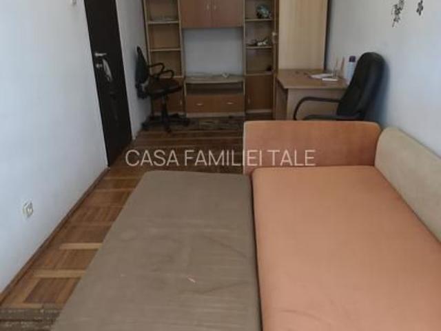 200 euro!Garsoniera Et 3 Zona Complexul Studentesc