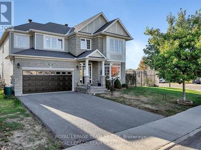 200 Kinloch Court, Ottawa, ON, K2J 5S9 house for sale | Listing ID X13449 | Royal LePage