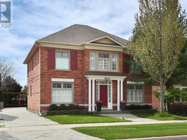 200 Lexington Road, Oakville, ON, L6H 6L6 house for sale | Listing ID W13144 | Royal LePage