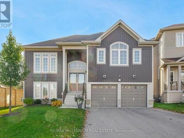 200 Lia Drive, Clearview, ON, L0M 1S0 house for sale | Listing ID S12190 | Royal LePage