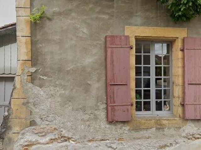200 m2 apartment for rent in Morges
