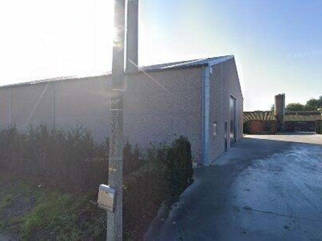 200 m2 apartment for rent in Wingene