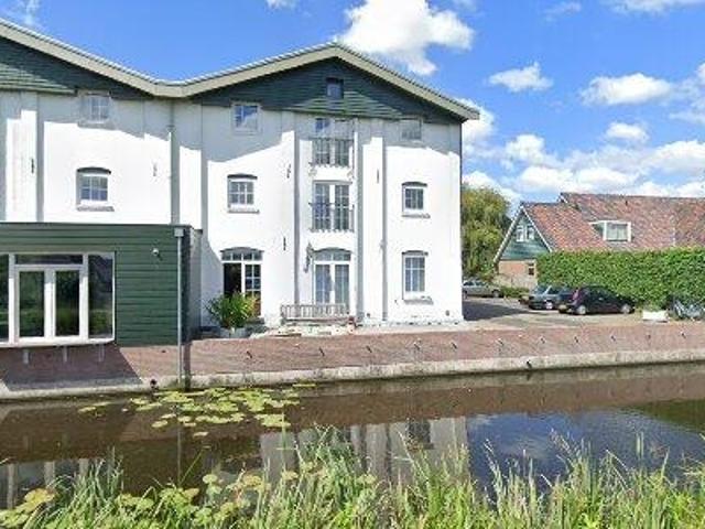 200 m2 office space for rent in Nieuwkoop