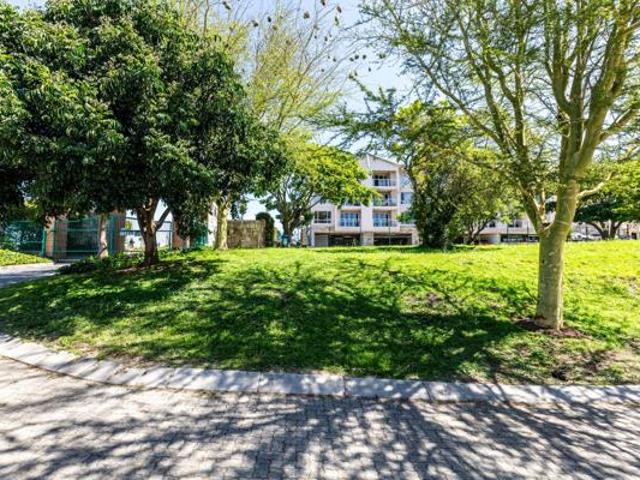 200 m² Land available in Beacon Bay