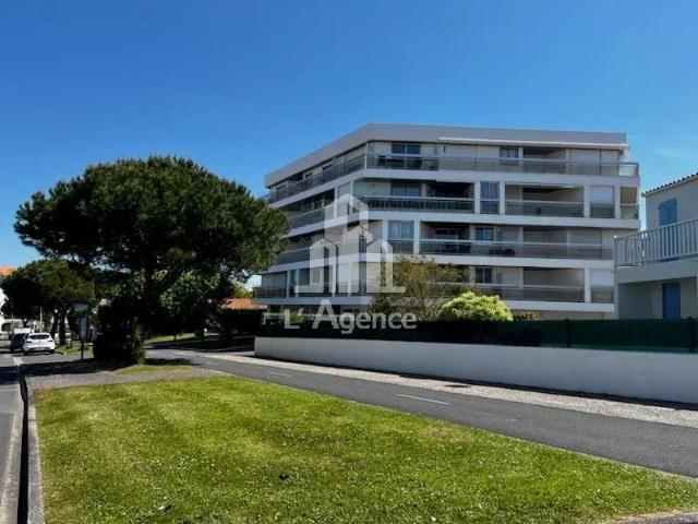 200 METRES DE LA PLAGE DE PONTAILLAC EN EXCLUSIVITE
