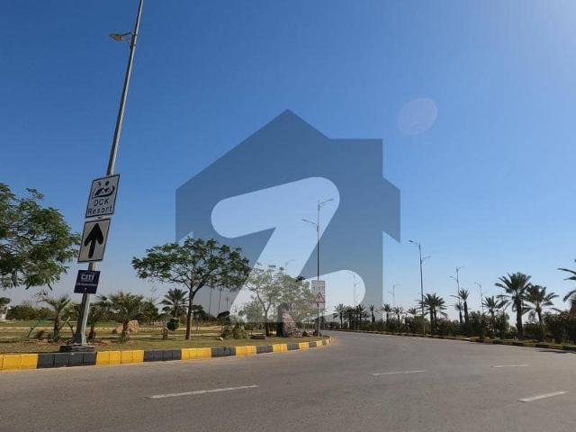 200 Square Yards Commercial Plot In DHA City Sector 9 Is Best Option