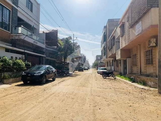 200 sq yard Best Location Plot's