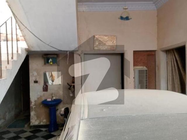 200 Sq Yard Single Story House For Sale In Gulistan e Jauhar Block 14