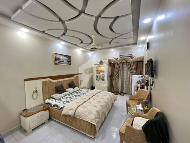 200 Sq. Yards Double Storey Bungalow 5 Bed DD West Open Ultra Luxury Modern In Saadabad VIP Block 5 Johar