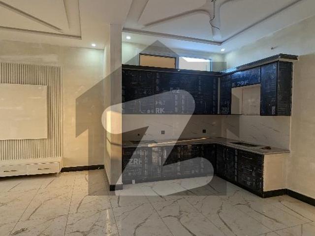 200 Square Yards Modern Designed Bungalow For Sale Palm Village
