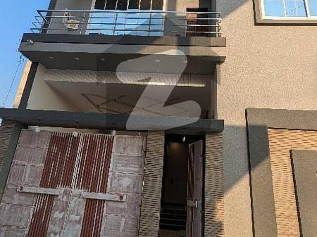 200 Square Yards Modern Designed Bungalow For Sale
