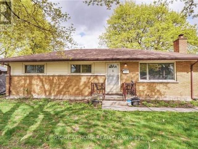 200 Renfro Crescent, London South J, ON, N5V 3B7 house for lease | Listing ID X13520 | Royal LePage