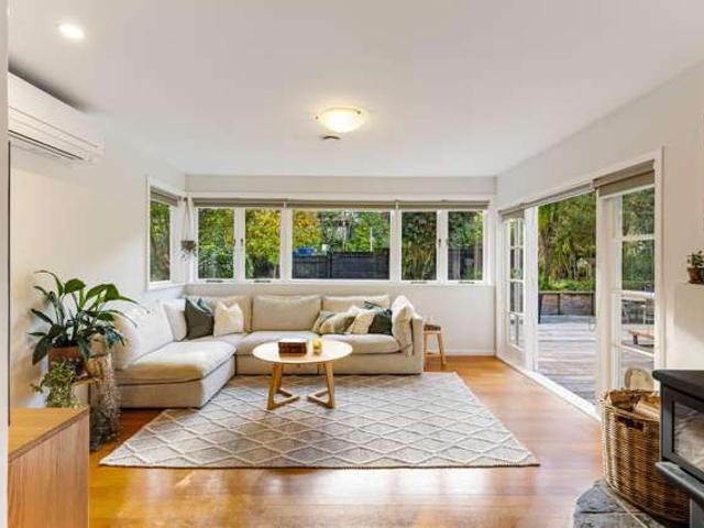 200 Woodlands Park Road, Titirangi, Waitakere City