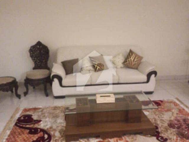 200 Yard Bungalow On Vip Location Of Karachi Admin Off Shaheed E Millat Road
