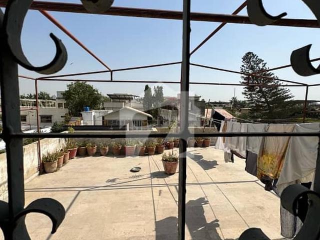200 Yards, Double Storey One Unit, Block 5, West Open, Near Rashid Minhs Road & Nipa Cowrangi