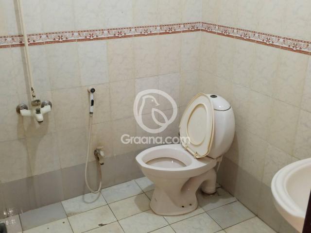 200 Yd² Upper portion for Rent