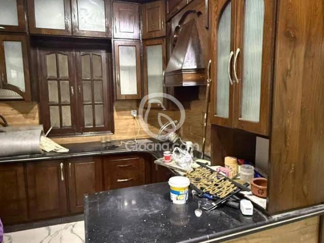 200 Yd² Upper portion for Rent