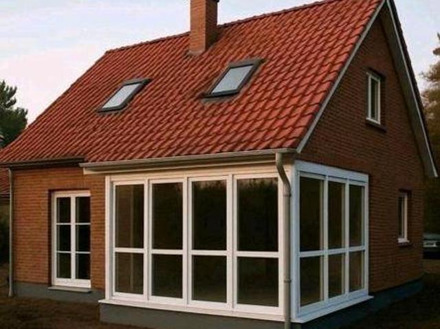 200m2 Garage auf 4000m2 und Einfamilienhaus mit Nebengebäude