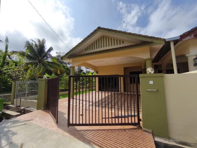 200M ke Pantai End Lot SemiD Setingkat Pelindung Pantai Kuantan