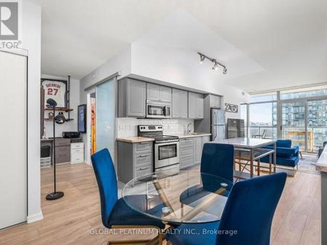 2014 105 The Queensway Way, Toronto, ON, M6S 5B5 condo for sale | Listing ID W13638 | Royal LePage
