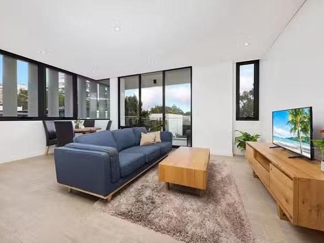 201/51 Glencoe Street, Sutherland, NSW 2232