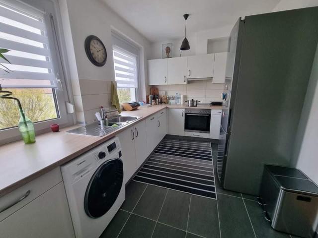 2015 neu modernisierte 3,5 Zimmer Wohnung in ruhiger & familienfreundlicher Lage